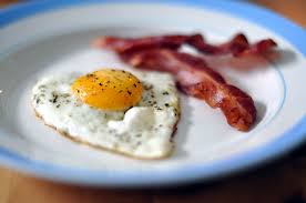 bacon & eggs-min